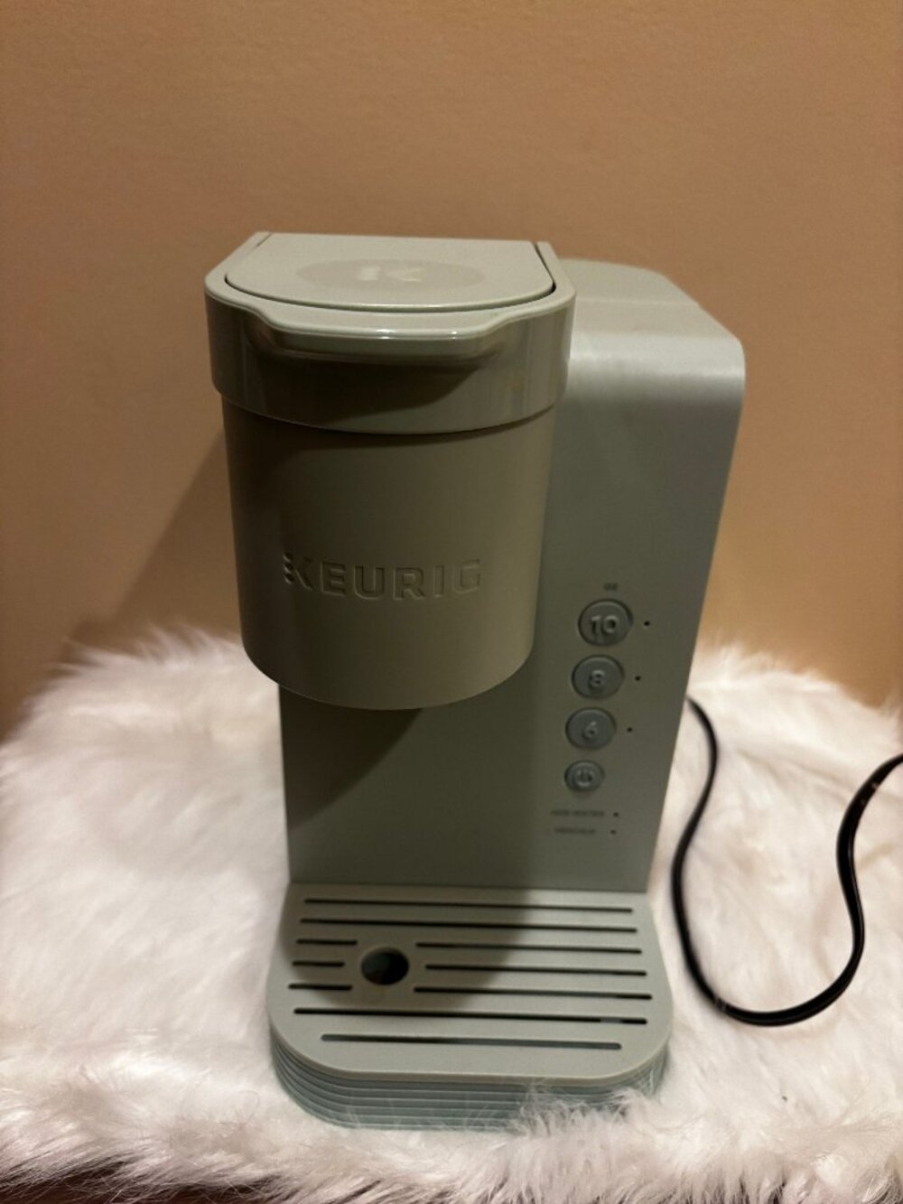 Keurig K-Express Essentials Single Serve K-Cup Pod Coffee Maker (Mint Color)